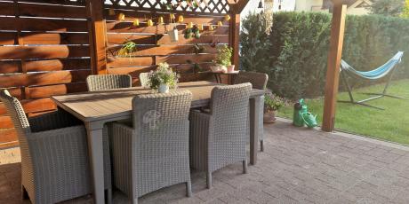 Stół ogrodowy z fotelami dla sześciu osób Meblobranie TF6 cappuccino