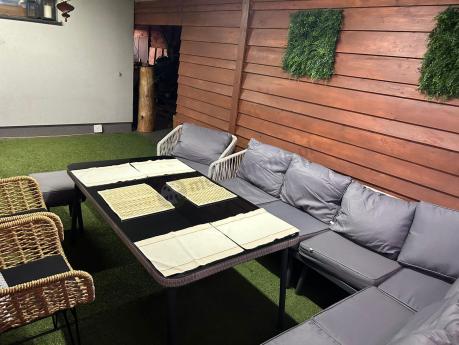 Szare meble na taras - zestaw z narożnikiem, fotelami i pufami - Postigo Corner XXL