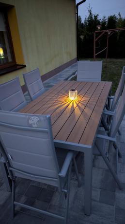 Szare meble ogrodowe - komplet stół i 8 regulowanych krzeseł - Kanbery Wood Silver 8+1