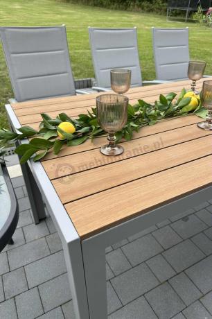 Szare meble ogrodowe - komplet stół i 8 regulowanych krzeseł - Kanbery Wood Silver 8+1