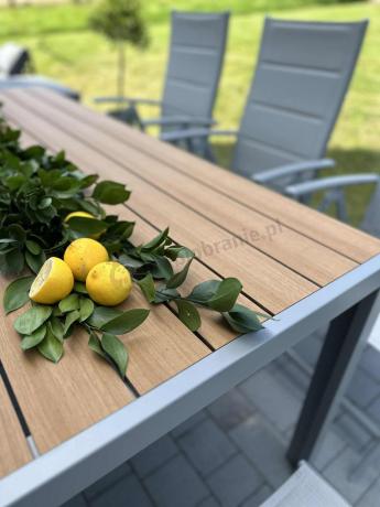 Szare meble ogrodowe - komplet stół i 8 regulowanych krzeseł - Kanbery Wood Silver 8+1