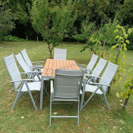 Szare meble ogrodowe - komplet stół i 8 regulowanych krzeseł - Kanbery Wood Silver 8+1