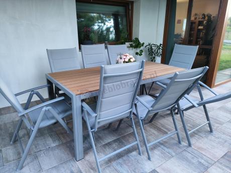 Szare meble ogrodowe - komplet stół i 8 regulowanych krzeseł - Kanbery Wood Silver 8+1