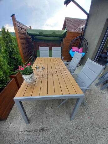 Szare meble ogrodowe - komplet stół i 8 regulowanych krzeseł - Kanbery Wood Silver 8+1