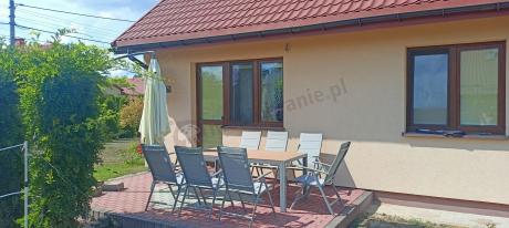 Szare meble ogrodowe - komplet stół i 8 regulowanych krzeseł - Kanbery Wood Silver 8+1