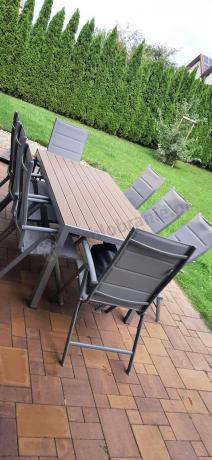 Szare meble ogrodowe - komplet stół i 8 regulowanych krzeseł - Kanbery Wood Silver 8+1