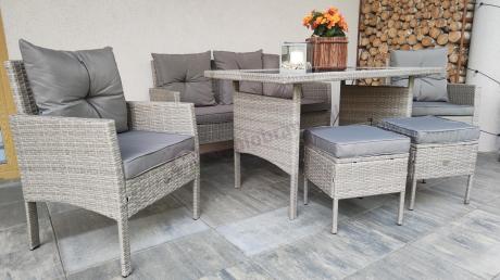 Szare meble ogrodowe technorattan ze stołem obiadowym i sofą Torino Dining