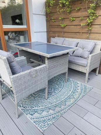 Szare meble ogrodowe technorattan ze stołem obiadowym i sofą Torino Dining