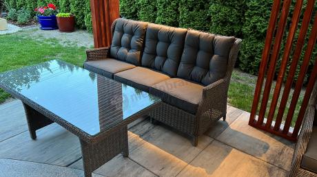 Szare meble technorattanowe na taras z regulowanymi fotelami Laritto Dining + pufy - Grey