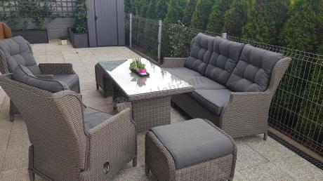 Szare meble technorattanowe na taras z regulowanymi fotelami Laritto Dining + pufy - Grey