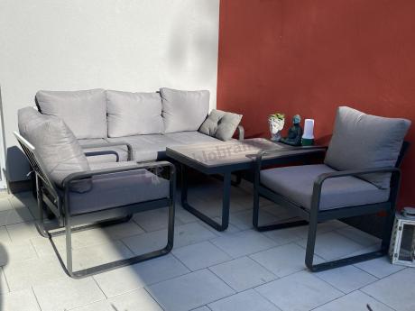 Szare nowoczesne meble na taras - zestaw z sofą i fotelami - Panaon Dining GG