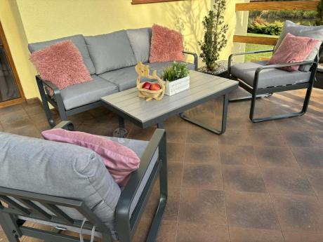 Szare nowoczesne meble na taras - zestaw z sofą i fotelami - Panaon Dining GG