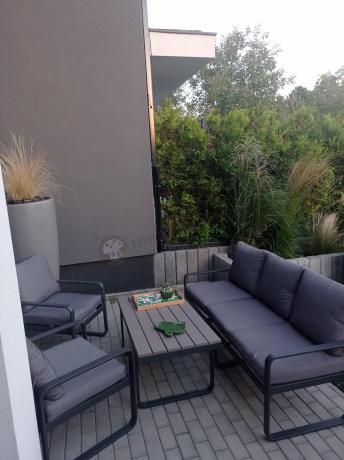 Szare nowoczesne meble na taras - zestaw z sofą i fotelami - Panaon Dining GG