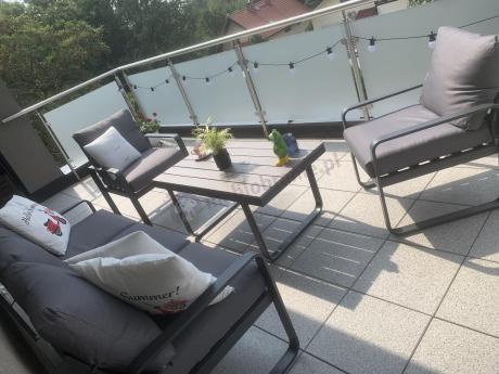 Szare nowoczesne meble na taras - zestaw z sofą i fotelami - Panaon Dining GG