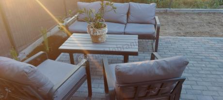 Szare nowoczesne meble na taras - zestaw z sofą i fotelami - Panaon Dining GG