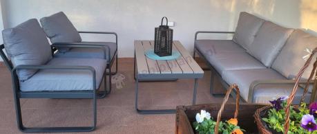 Szare nowoczesne meble na taras - zestaw z sofą i fotelami - Panaon Dining GG
