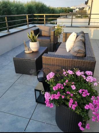 Szary komplet mebli na taras z technorattanu Stefano Set Max Antracite