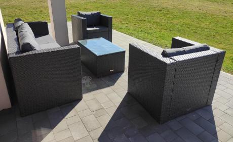 Szary komplet mebli na taras z technorattanu Stefano Set Max Antracite