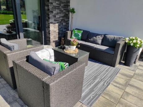 Szary komplet mebli na taras z technorattanu Stefano Set Max Antracite