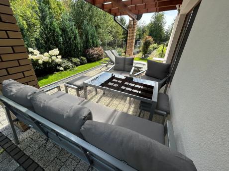 Szary komplet ogrodowy metalowy z sofą 175cm, fotelami i pufami - Sodor Max + pufy - Silver