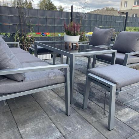 Szary komplet ogrodowy metalowy z sofą 175cm, fotelami i pufami - Sodor Max + pufy - Silver