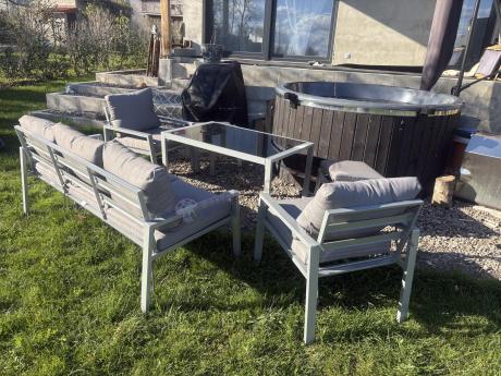 Szary komplet ogrodowy metalowy z sofą 175cm, fotelami i pufami - Sodor Max + pufy - Silver