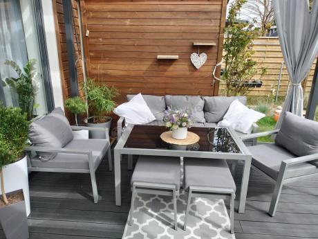 Szary komplet ogrodowy metalowy z sofą 175cm, fotelami i pufami - Sodor Max + pufy - Silver