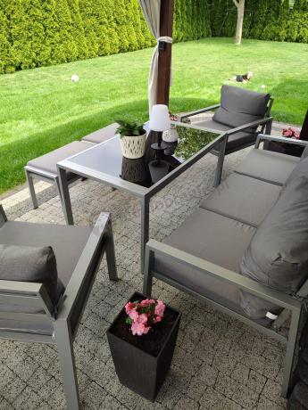 Szary komplet ogrodowy metalowy z sofą 175cm, fotelami i pufami - Sodor Max + pufy - Silver