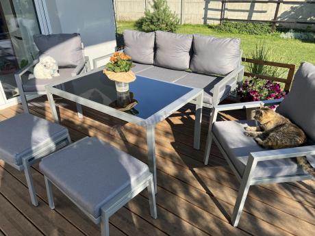 Szary komplet ogrodowy metalowy z sofą 175cm, fotelami i pufami - Sodor Max + pufy - Silver