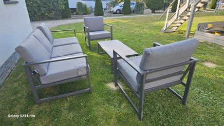 Szary komplet ogrodowy z sofą 199cm i 2 fotelami Vilde Grey