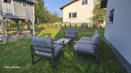 Szary komplet ogrodowy z sofą 199cm i 2 fotelami Vilde Grey