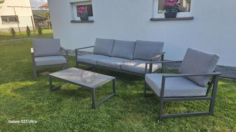 Szary komplet ogrodowy z sofą 199cm i 2 fotelami Vilde Grey