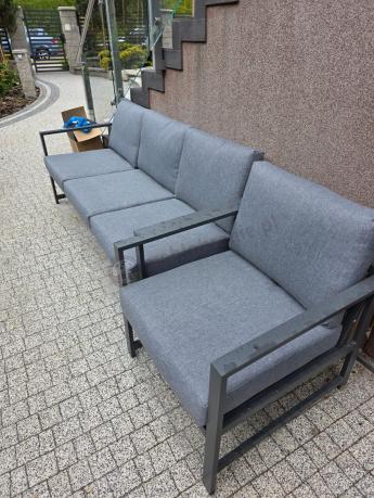 Szary komplet ogrodowy z sofą 199cm i 2 fotelami Vilde Grey
