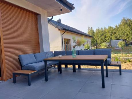 Szary modułowy narożnik z wysokim stołem 160cm Calamba Corner XL