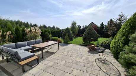 Szary modułowy narożnik z wysokim stołem 160cm Calamba Corner XL