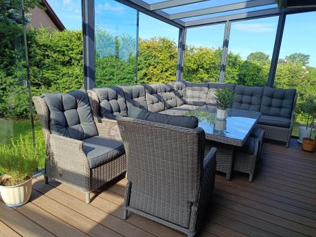 Szary narożnik ogrodowy z wysokim stołem, regulowanymi fotelami i pudami - Laritto Corner XL - Grey