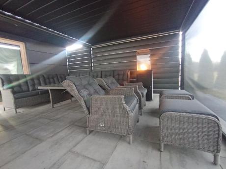 Szary narożnik ogrodowy z wysokim stołem, regulowanymi fotelami i pudami - Laritto Corner XL - Grey