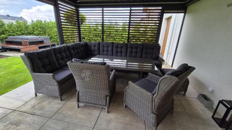 Szary narożnik ogrodowy z wysokim stołem, regulowanymi fotelami i pufami - Laritto Corner XL - Grey