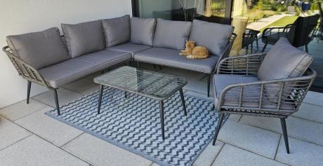 Szary narożnik tarasowy z fotelem i stolikiem kawowym - technorattan - Torgiano Corner - Grey