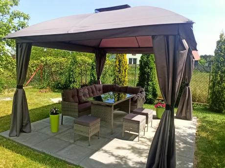 Szary narożnik technorattan 190x140cm ze stołem obiadowym i pufami Torino Corner Grey