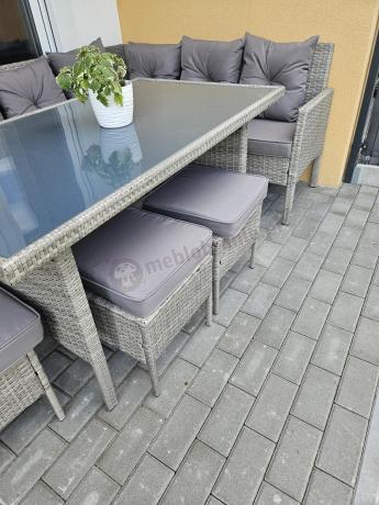 Szary narożnik technorattan 190x140cm ze stołem obiadowym i pufami Torino Corner Grey