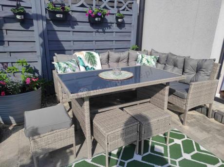 Szary narożnik technorattan 190x140cm ze stołem obiadowym i pufami Torino Corner Grey