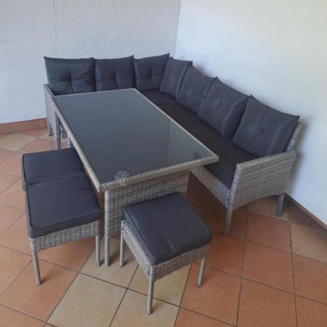 Szary narożnik z technorattanu 190x140cm ze stołem obiadowym i pufami Torino Corner Grey
