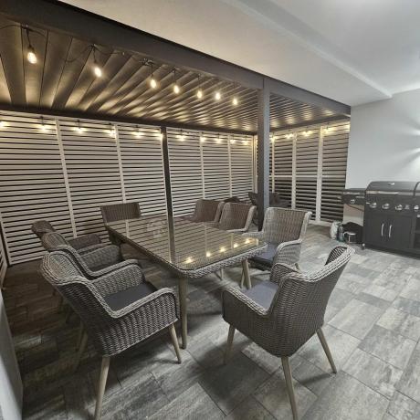 Szary zestaw mebli obiadowych dla 8 osób ze stołem 220cm Tonitto Dining 8+1