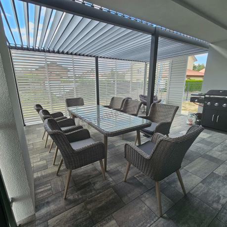 Szary zestaw mebli obiadowych dla 8 osób ze stołem 220cm Tonitto Dining 8+1