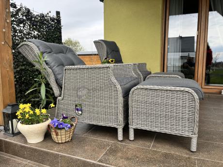 Szary zestaw wypoczynkowy na taras Laritto Duo z regulowanymi fotelami - Grey