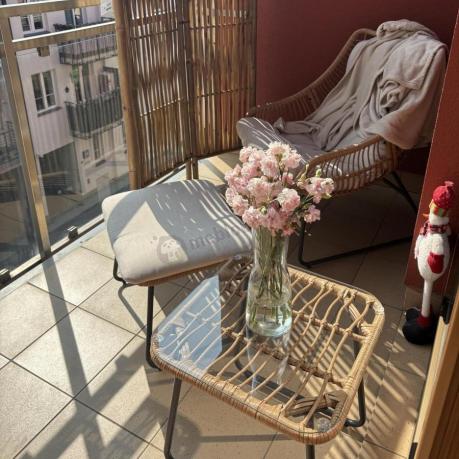 Technorattanowe meble na taras w stylu boho - 2 fotele z podnóżkami - Torgiano Duo - Brown