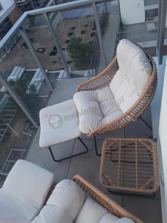 Technorattanowe meble na taras w stylu boho - 2 fotele z podnóżkami - Torgiano Duo - Brown