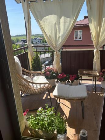 Technorattanowe meble na taras w stylu boho - 2 fotele z podnóżkami - Torgiano Duo - Brown