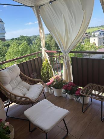 Technorattanowe meble na taras w stylu boho - 2 fotele z podnóżkami - Torgiano Duo - Brown